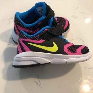 Like New Nike sneakers
